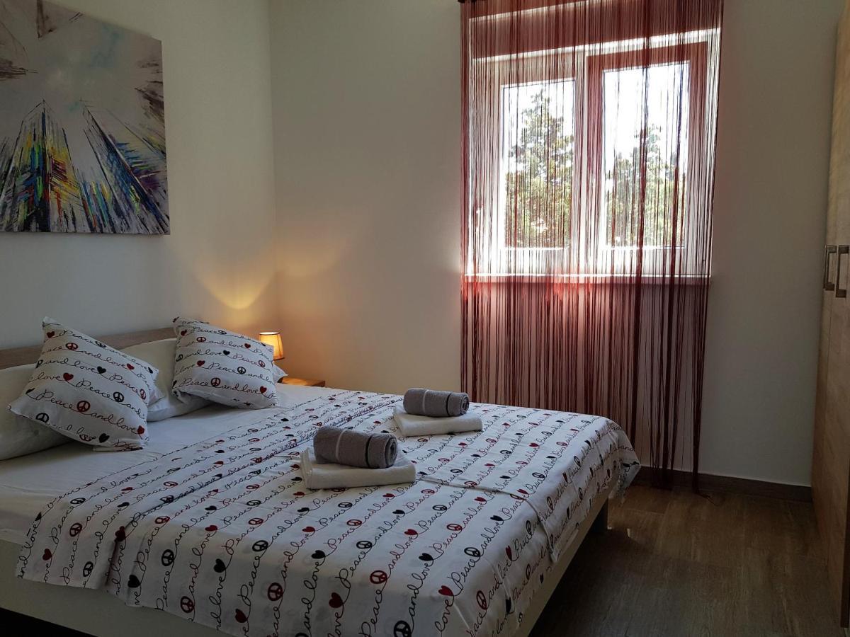 Summer Holiday Apartments Novalja Ngoại thất bức ảnh