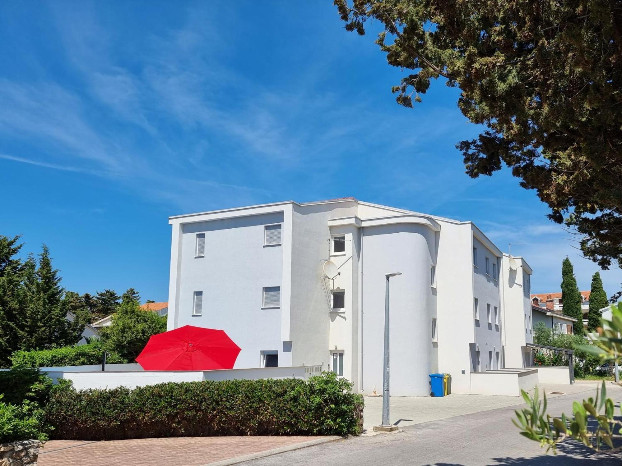 Summer Holiday Apartments Novalja Ngoại thất bức ảnh
